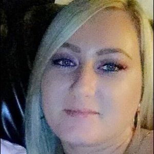 Meet your Posher, Katrina